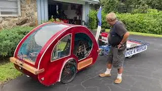 Enclosed electric trike
