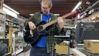Fender CB-60SCE Acoustic Bass