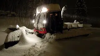 Cummins Cold Start in Snow Storm - Pistenbully PB 280 D Exhaust Sound