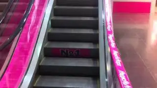 Брендирование эскалатора для Media Markt