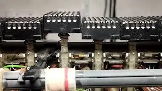 Come estrarre gli stantuffi di gamma dalla Grundig Satellit 3000 (e 3400)
