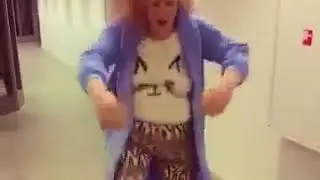 La dance du Chats Et Chatons Dr&ocirc;les Miauler, mais qui rend fou :)