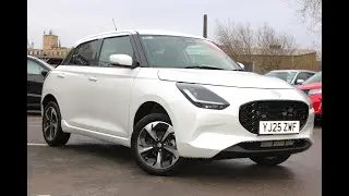 Suzuki Swift Ultra ALLGRIP 1.2 MHEV 5dr, цвет жемчужно-белый, 2025 год, YJ25 ZWF.