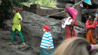 Disneyland Paris - En suivant le guide avec Peter Pan (2ieme partie).m2ts
