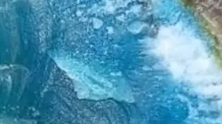 Biar gak penasaran kita potong ajah batunyah ternyata dalam nyah seperti ini 