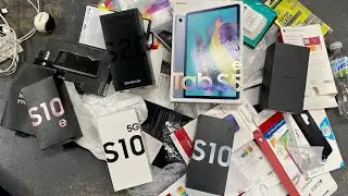 DUMPSTER DIVING SAMSUNG RETAIL STORE!