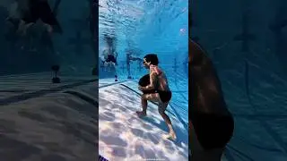 Mengapa bola hitam ini begitu spesial 😱#shorts