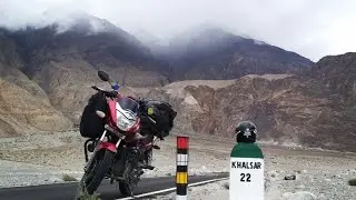 HONDA UNICORN 150CC Leh Ladakh Ride | LADAKH SAFARNAMA 2019 | Diskit to Pangong lake