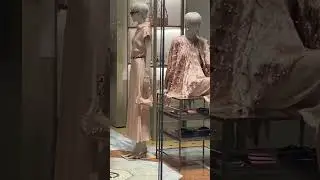 GIORGIO ARMANI - Milan Fashion store windows  #giorgioarmani  #fashionstyle