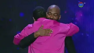 Brea Frank le entrega soberano a Santiago Matias (Alofoke) | Premios Soberano 2023