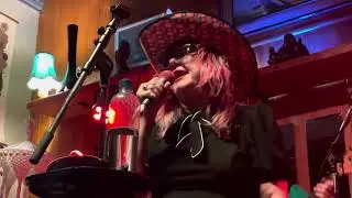 Hand Me Down Kisses - Live - Waiting for Brenda at It&rsquo;s Still A Secret
