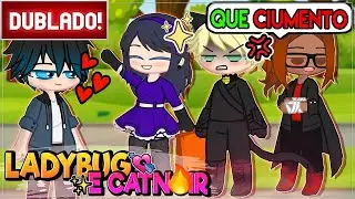 [ DUBLADO ] ADRIEN E MARINETTE EM NATAL 🎄, HALLOWEEN 🎃 E DIA DOS NAMORADOS 💕 l GACHA CLUB