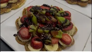 “Evde Waffle Yapımı | En Kolay ve En Lezzetli Waffle Tarifi 🍓🍫 (Kafelerden Daha Güzel!)”
