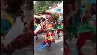 lakhe dance shorts