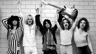 Aerosmith: The Legendary Rock Band&rsquo;s Story