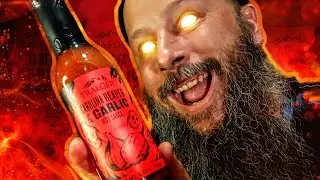 TRAEGER CAROLINA REAPER & GARLIC HOT SAUCE
