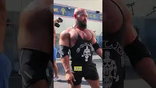 💪 Когда техника важнее веса и грудь начинает работать по настоящему #fitness