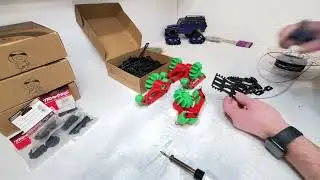 Building 1/10th scale rc snow tracks #traxxas #snow #tracks #ckbrc #winter #automobile 