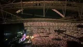 Yellow - Coldplay Live - opening night at Wembley - 22/8/25