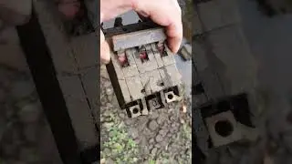 #youtubeshorts #mudlarking #rivercleanup