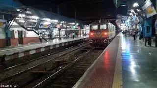 Light Engine WAG9 Passing Kurla.