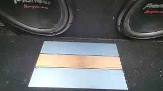 worldtech amplifier and worldtech mono .. pioneer subwoofer......