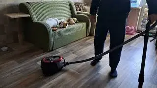 🌀 Hypnotic Vacuum Noise for Relaxation