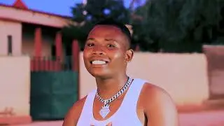 Amandio No Beat  (Nienda) oficial vídeo