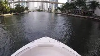 Miami River 2017 Robalo R222