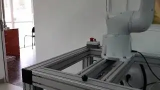 Mitsubishi Assista Robot + Schunk CO-act Electric gripper+ Cognex.VIsion Guided pick and place!