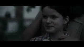 La ni&ntilde;a de la comuni&oacute;n - Tr&aacute;iler oficial