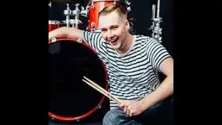 FREE SMILES - Out of the Cage | Derek Schwappach