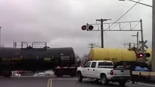 CSX 3282 Meets NS 7016 in Edgerton, OH 11/9/18
