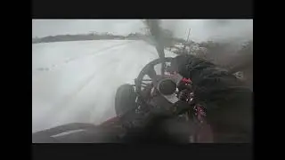 Go-kart drifting 