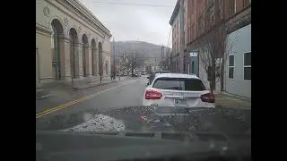 I'm doing the lights and siren on a cop car 