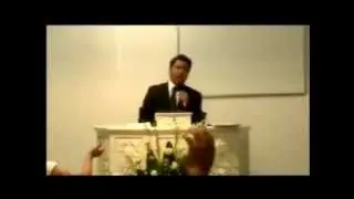 A sus ángeles mandará.