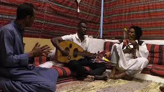 Full moon party, Thapit Tbed plays in Salato Camp in Gharb Aswan, Nubia
