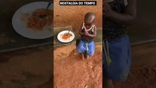 Crian&ccedil;a Africana agradecendo alimento a Deus