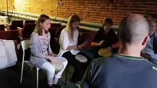 Nauka gry na bębnach w TU. Lucjan Wesołowski z grupą początkującą 26.06.2018