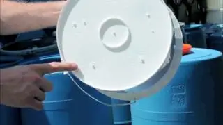 5 Gallon Plastic Buckets