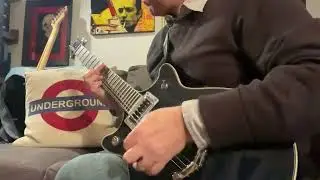 Decent mild drive tone from a Gretsch Double Jet...