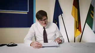 DIE FROHE BOTSCHAFT &ndash; M&Auml;RCHEN IN DER LANDESVERTRETUNG SACHSEN: Conrad Clemens liest Gebr&uuml;der Grimm