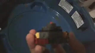 Batalha de beyblade de lego.Dead Phoenix.At Vs Orb Egis.Qs