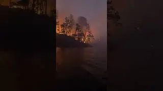 Terrible fire from Table Rock Reservoir in Greenville of #SouthCarolina, #US 🇺🇲 (25.03.2025)