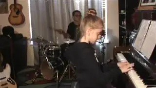 Dani Sindac | Play By Ear Music Teacher | Claudia Dojnik - piano