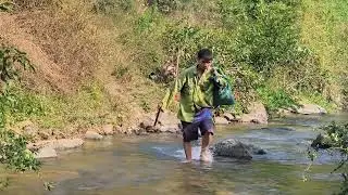Outdoor cooking and the survival journey of a highlander in the wilderness.
