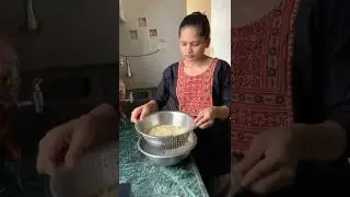 Desi street style chowmein 🍜  #shorts  #youtubeshorts #chowmein #food #cooking #noodles