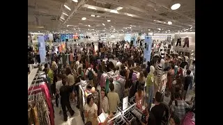 Lefties presenta en Barcelona la tienda del futuro