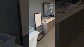 Tesla Showroom & Service Center - Chicago (The largest Service Center in North America)
