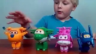 Video for kids I Unboxing the toys and playing the piano